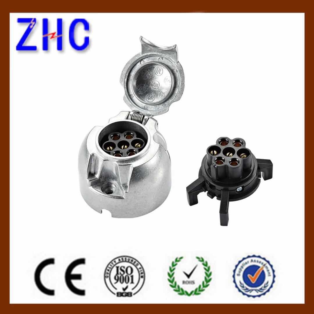 7P Socket Round Socket Type Heavy Duty 12V Aluminum Mounted Female Trailer Socket Towing